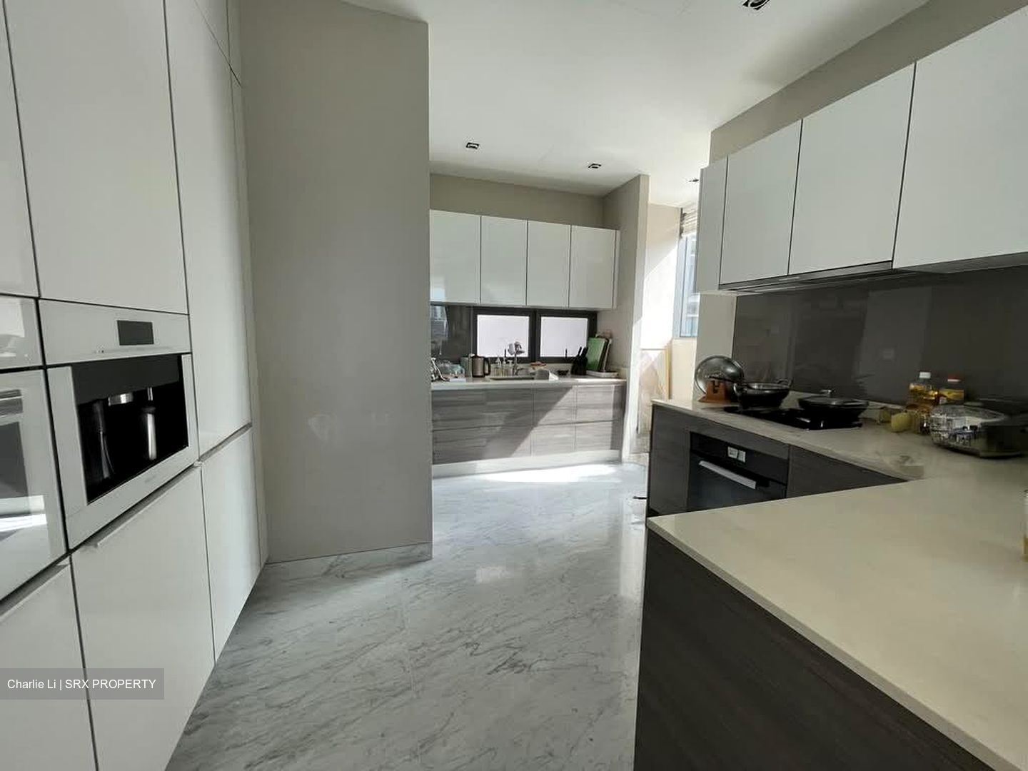 New Futura (D9), Condominium #568891901